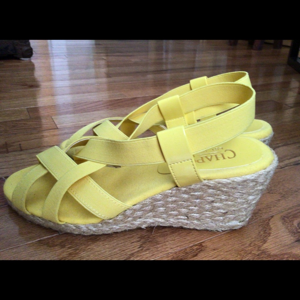 Cute yellow sunshine shoes